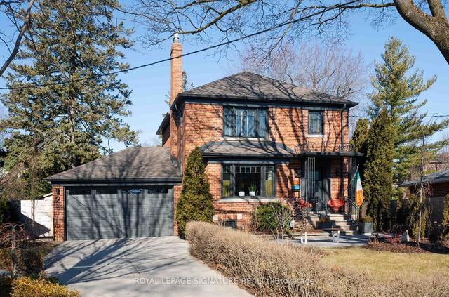 2 Richlea Circ, House detached with 3 bedrooms, 2 bathrooms and 4.5 parking in Toronto ON | Image 12