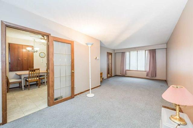 239 Kathleen St, House detached with 3 bedrooms, 1 bathrooms and 4 parking in Guelph ON | Image 32