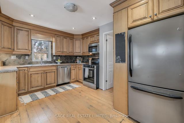 23 Wilhelm St, House detached with 4 bedrooms, 3 bathrooms and 6 parking in Kitchener ON | Image 5