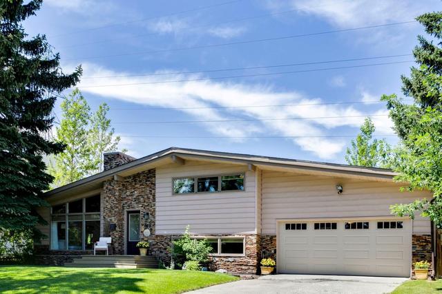 6411 Laurentian Way Sw, House detached with 3 bedrooms, 2 bathrooms and 4 parking in Calgary AB | Image 1