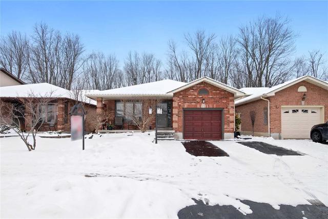 263 Glenabbey Dr, House detached with 4 bedrooms, 2 bathrooms and 5 parking in Clarington ON | Image 12