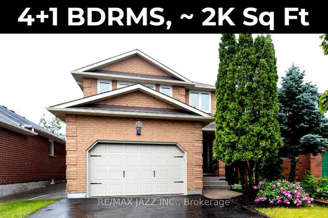 88 Stagemaster Cres, House detached with 4 bedrooms, 3 bathrooms and 5 parking in Clarington ON | Image 1