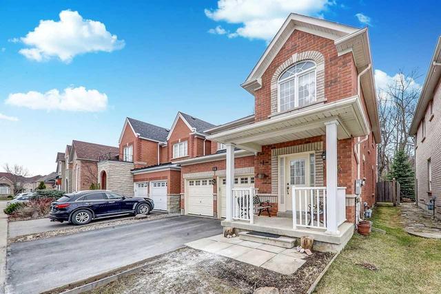 11 Quietbrook Cres, House detached with 4 bedrooms, 4 bathrooms and 2 parking in Toronto ON | Image 3