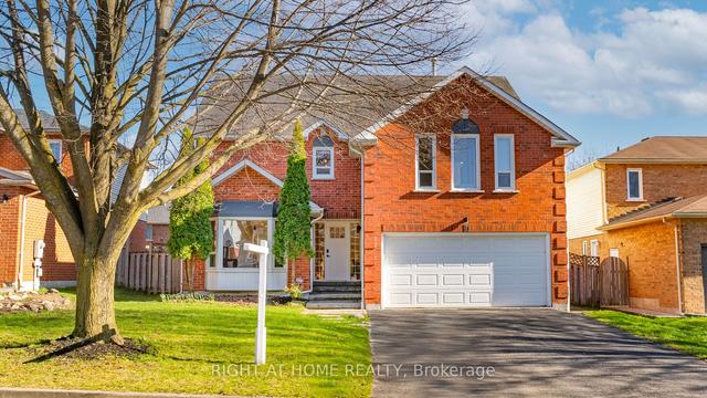 5 Twelve Oaks Dr, House detached with 4 bedrooms, 4 bathrooms and 6 parking in Aurora ON | Image 1