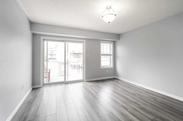 2 - 645 Dundas St W, Townhouse with 2 bedrooms, 2 bathrooms and 2 parking in Mississauga ON | Image 7