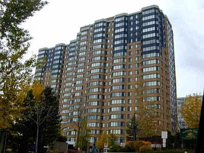 1013 - 80 Alton Towers Circ, Condo with 2 bedrooms, 2 bathrooms and 1 parking in Toronto ON | Image 1