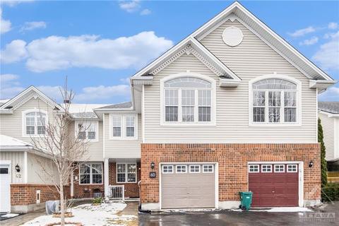 60 Tobermory Crescent, Townhouse with 4 bedrooms, 4 bathrooms and 3 parking in Ottawa ON | Card Image