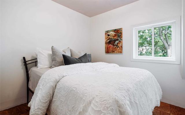40 Afton Ave, House semidetached with 3 bedrooms, 2 bathrooms and 1 parking in Toronto ON | Image 7