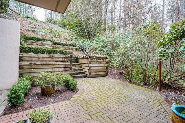 14 - 2425 Edgemont Boulevard, House attached with 4 bedrooms, 3 bathrooms and null parking in North Vancouver BC | Image 38