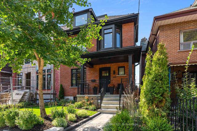 146 Beatrice St, House semidetached with 4 bedrooms, 5 bathrooms and 2 parking in Toronto ON | Image 1