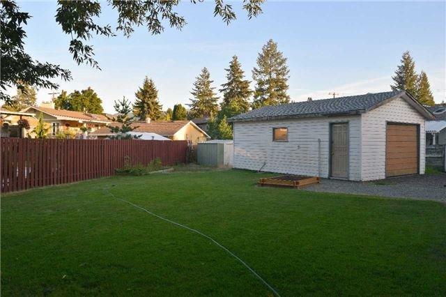 667 Sparrow Rd, House detached with 3 bedrooms, 1 bathrooms and 6 parking in Kelowna BC | Image 15