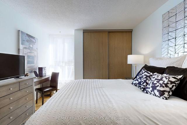 110 - 420 Mill Rd, Condo with 2 bedrooms, 1 bathrooms and 1 parking in Toronto ON | Image 15