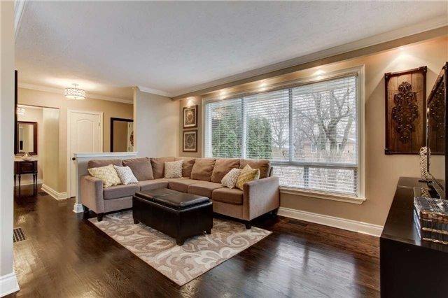 87 Goulding Ave, House detached with 3 bedrooms, 1 bathrooms and 4 parking in Toronto ON | Image 4