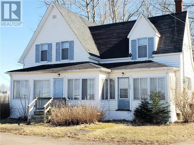 1892 Champlain, House detached with 3 bedrooms, 2 bathrooms and null parking in Dieppe NB | Image 1