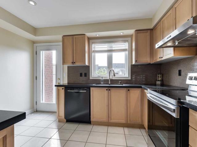 2779 Bur Oak Ave, House attached with 3 bedrooms, 3 bathrooms and 4 parking in Markham ON | Image 17