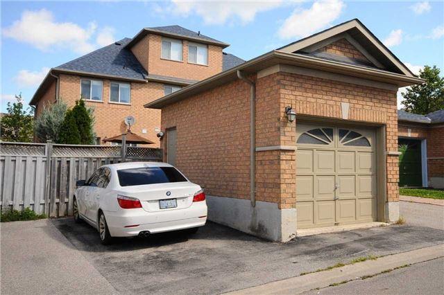 143 Bur Oak Ave, House attached with 3 bedrooms, 2 bathrooms and 1 parking in Markham ON | Image 20
