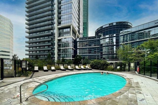 1925 - 5 Sheppard Ave E, Condo with 2 bedrooms, 2 bathrooms and 1 parking in Toronto ON | Image 25