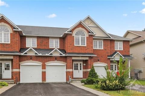 411 Celtic Ridge Crescent, Townhouse with 3 bedrooms, 4 bathrooms and 3 parking in Ottawa ON | Card Image
