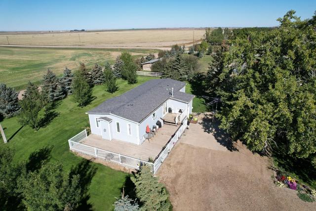 143075 Rge Rd 155, House detached with 6 bedrooms, 3 bathrooms and 10 parking in Taber MD AB | Image 6