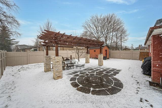 6 Dorward Dr, House detached with 3 bedrooms, 2 bathrooms and 5 parking in Toronto ON | Image 13