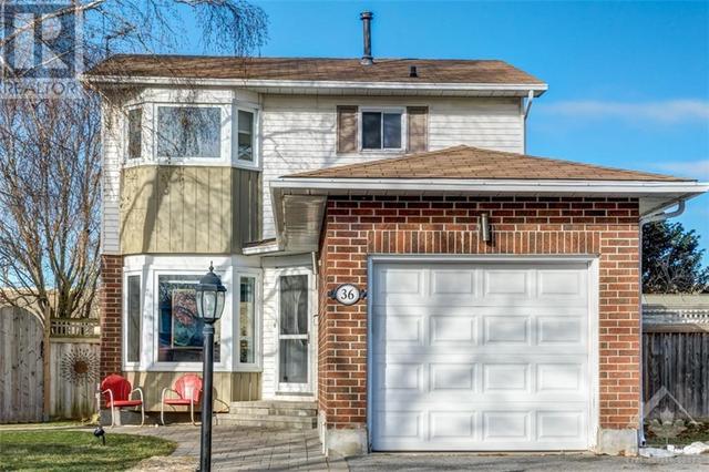 36 Gowrie Drive, House detached with 3 bedrooms, 2 bathrooms and 5 parking in Ottawa ON | Image 1