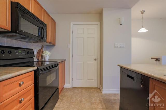 c - 170 Waterbridge Drive, Condo with 2 bedrooms, 1 bathrooms and 2 parking in Ottawa ON | Image 13