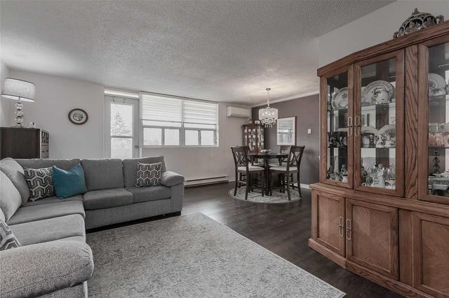 214 - 700 Dynes Rd, Condo with 2 bedrooms, 2 bathrooms and 1 parking in Burlington ON | Image 8