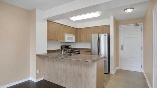 412 - 330 Red Maple Rd, Condo with 2 bedrooms, 1 bathrooms and 1 parking in Richmond Hill ON | Image 11