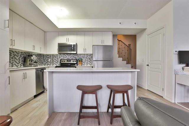 15 - 125 Long Branch Ave, Townhouse with 2 bedrooms, 3 bathrooms and 1 parking in Toronto ON | Image 19