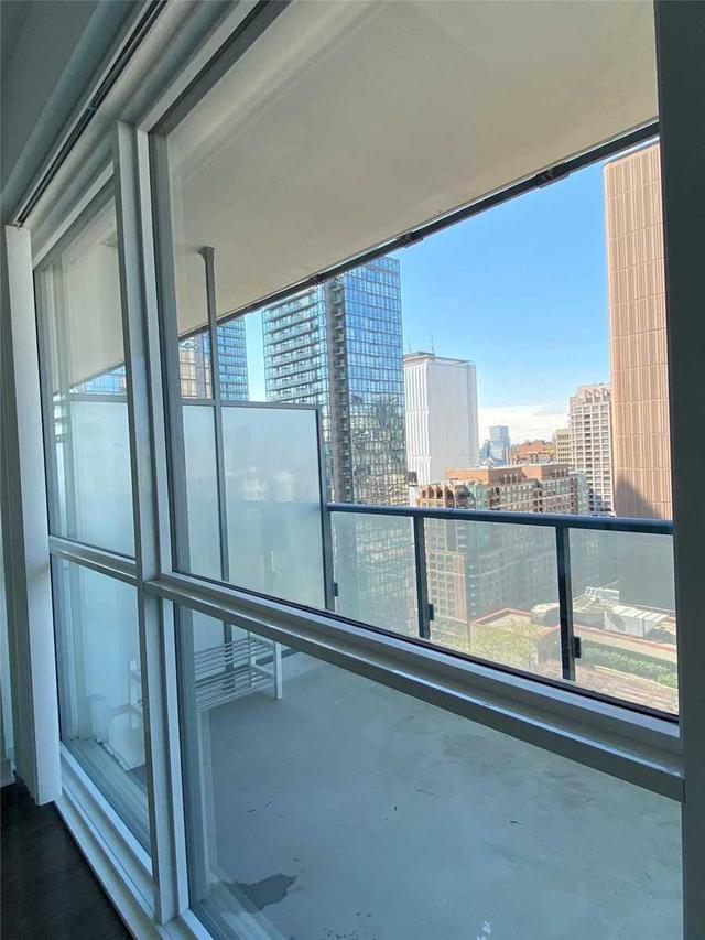 1907 - 15 Grenville St, Condo with 1 bedrooms, 1 bathrooms and 0 parking in Toronto ON | Image 15