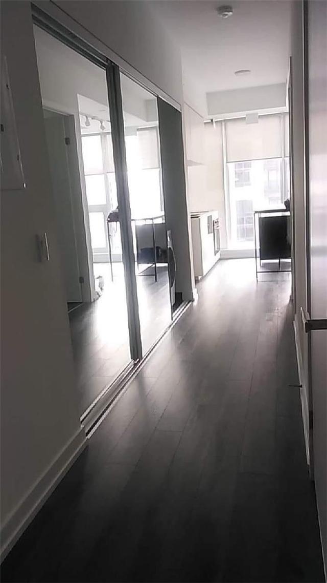 2201 - 77 Shuter Street St, Condo with 1 bedrooms, 1 bathrooms and 0 parking in Toronto ON | Image 2