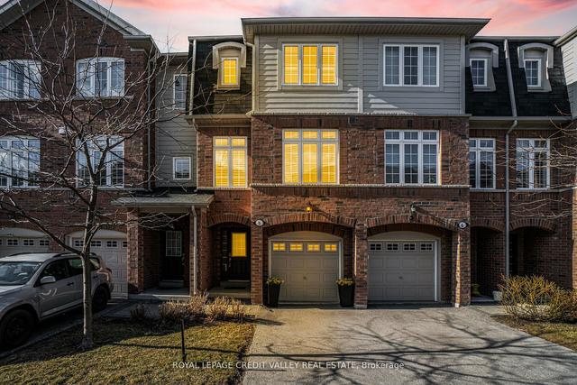 5 - 1137 Haig Blvd, Townhouse with 3 bedrooms, 3 bathrooms and 2 parking in Mississauga ON | Image 1