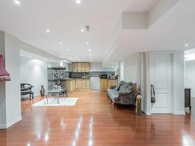 131 Rouge Bank Dr, House detached with 4 bedrooms, 6 bathrooms and 4 parking in Markham ON | Image 17