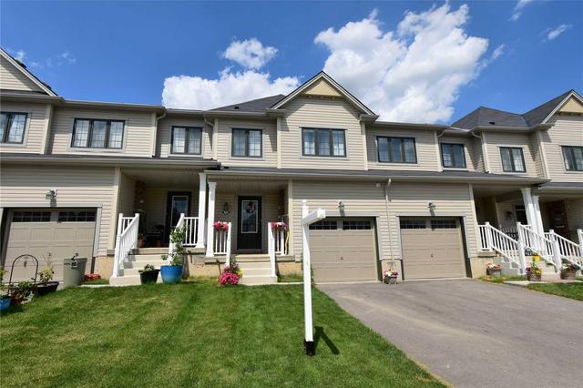 72 Arnold Marshall Blvd, House attached with 3 bedrooms, 3 bathrooms and 1 parking in Haldimand County ON | Image 1