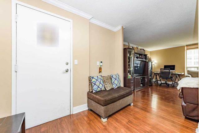 2434 - 3888 Duke Of York Blvd, Condo with 2 bedrooms, 2 bathrooms and 1 parking in Mississauga ON | Image 35