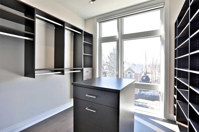 69 - 27 Eldora Ave, Townhouse with 3 bedrooms, 2 bathrooms and 1 parking in Toronto ON | Image 10
