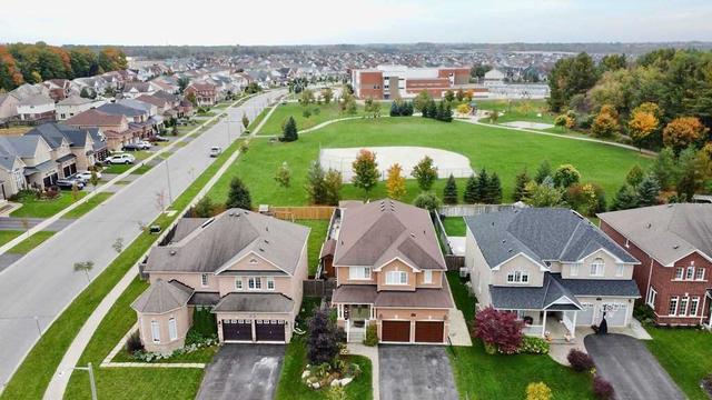 103 Empire Dr, House detached with 4 bedrooms, 5 bathrooms and 6 parking in Barrie ON | Image 23