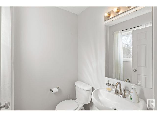 45 - 10909 106 St Nw, House attached with 2 bedrooms, 2 bathrooms and null parking in Edmonton AB | Image 13