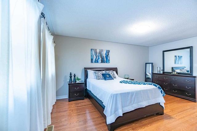 97 Valonia Dr, House detached with 3 bedrooms, 4 bathrooms and 6 parking in Brampton ON | Image 8