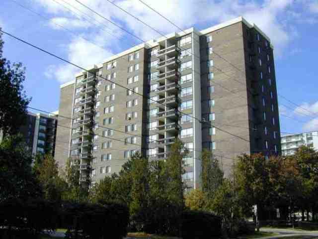 2542 Argyle Rd, Condo with 3 bedrooms, 2 bathrooms and null parking in Mississauga ON | Image 1