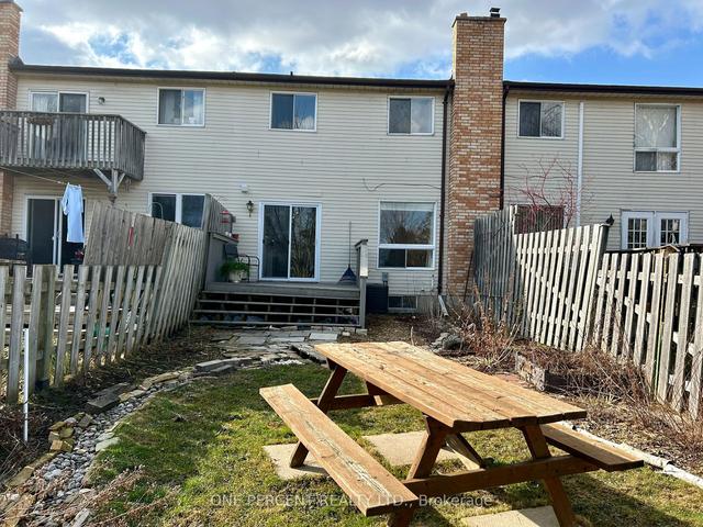 2745 4th Ave W, House attached with 3 bedrooms, 2 bathrooms and 3 parking in Owen Sound ON | Image 15