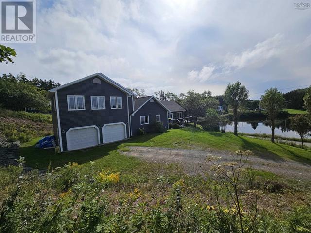 693 North Side River Bourgeois Road, House detached with 3 bedrooms, 2 bathrooms and null parking in Richmond, Subd. A NS | Image 2