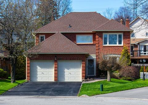 1167 Pebblestone Cres, House detached with 4 bedrooms, 3 bathrooms and 6 parking in Pickering ON | Card Image