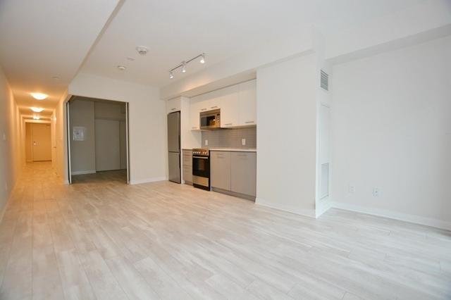 302 - 1630 Queen St E, Condo with 1 bedrooms, 1 bathrooms and 0 parking in Toronto ON | Image 4