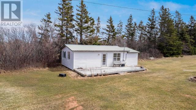 424 Lakeside Road, House detached with 3 bedrooms, 1 bathrooms and null parking in Morell FD PE | Image 32
