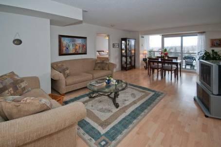 601 - 1720 Eglinton Ave E, Condo with 2 bedrooms, 2 bathrooms and 1 parking in Toronto ON | Image 3