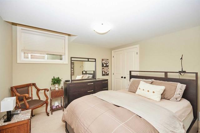 33 Cherry St, House detached with 4 bedrooms, 4 bathrooms and 4 parking in St. Catharines ON | Image 15