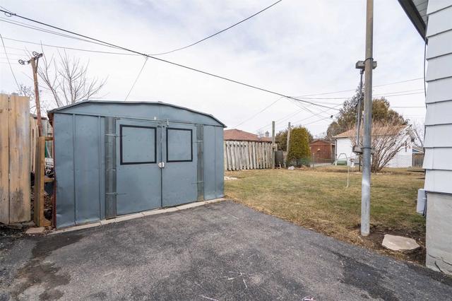 502 Fairleigh Ave, House detached with 3 bedrooms, 1 bathrooms and 2 parking in Oshawa ON | Image 29