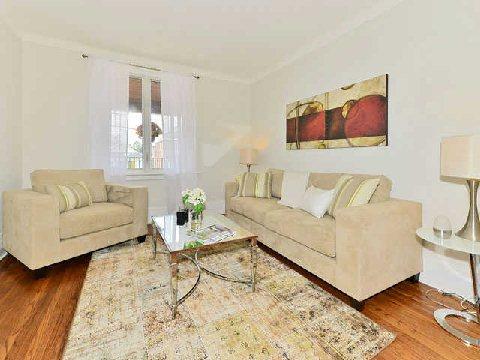 105 Barker Ave, House detached with 3 bedrooms, 3 bathrooms and 2 parking in Toronto ON | Image 2