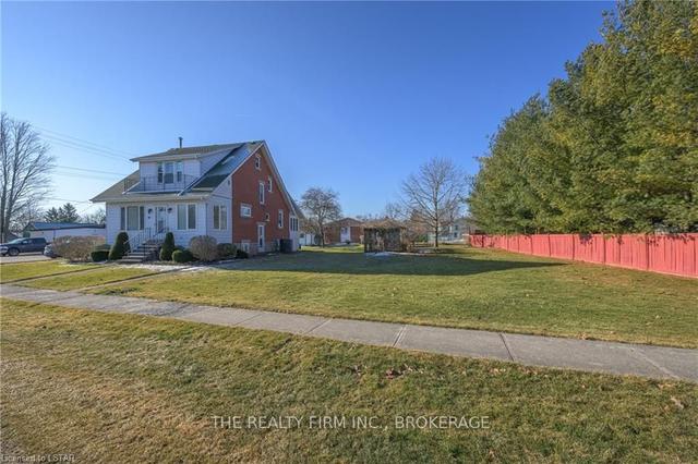 35860 Talbot Line Rd, House detached with 3 bedrooms, 2 bathrooms and 4 parking in Southwold ON | Image 12